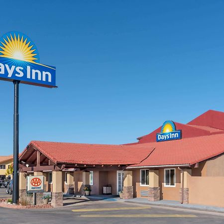 Days Inn By Wyndham Grants Eksteriør bilde