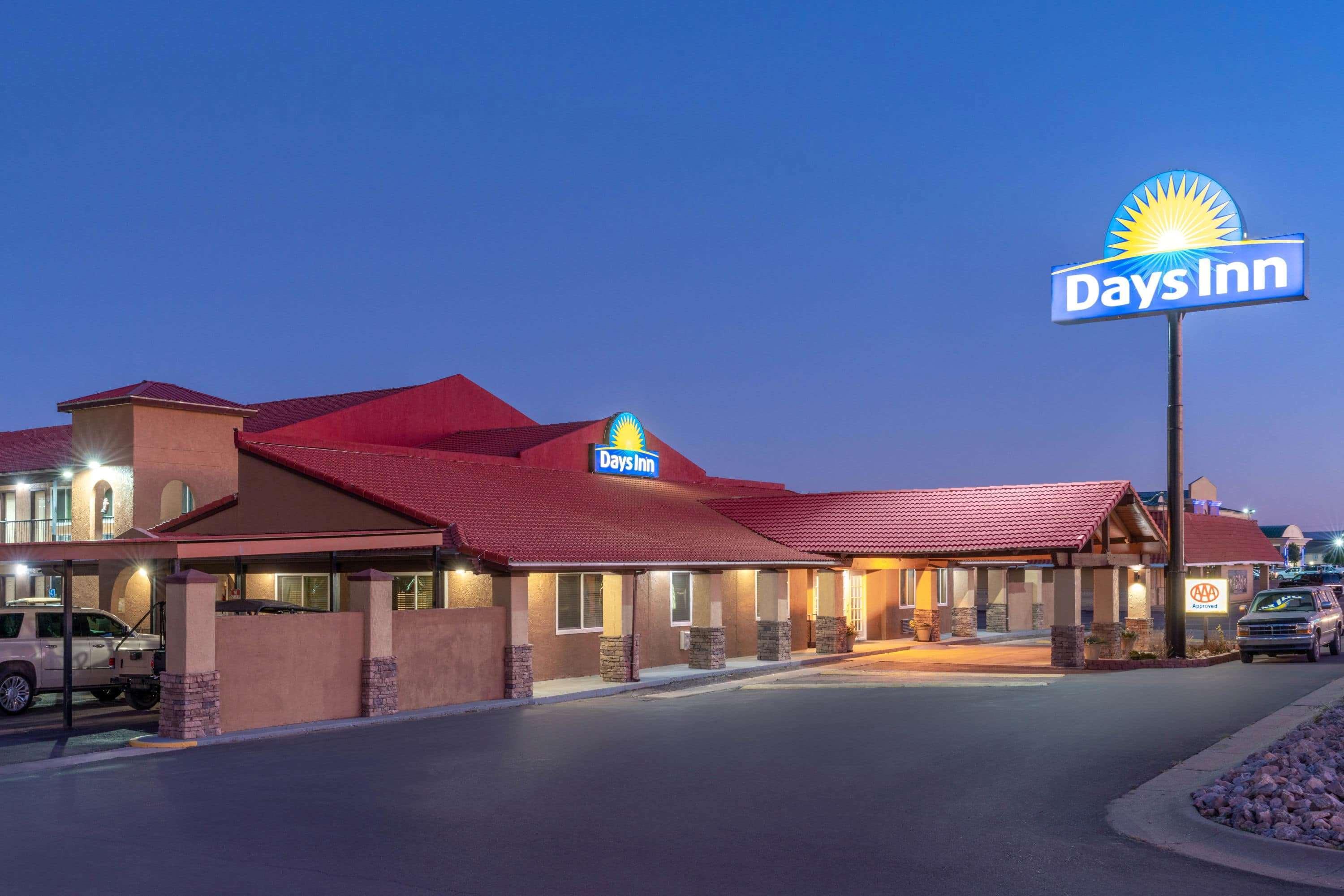 Days Inn By Wyndham Grants Eksteriør bilde